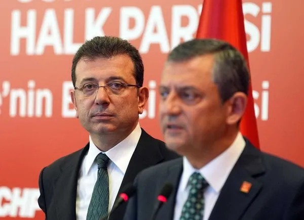 Türkiye'yi Batı'ya şikayet den Özel yine İngiliz'e konuştu! Yeni masa planını anlattı